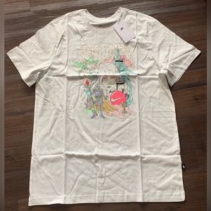 Nike Fantasy Graphic t shirt. Bold colorful graphics. NWT